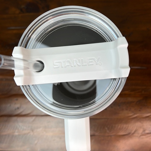 Last 1 - Stanley Limited Edition 40oz Stainless Steel Adventure Quencher Tumbler - Picture 8 of 10